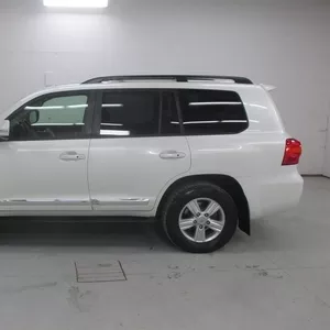   2015 Toyota Landcruiser 100% Excellent Condition 