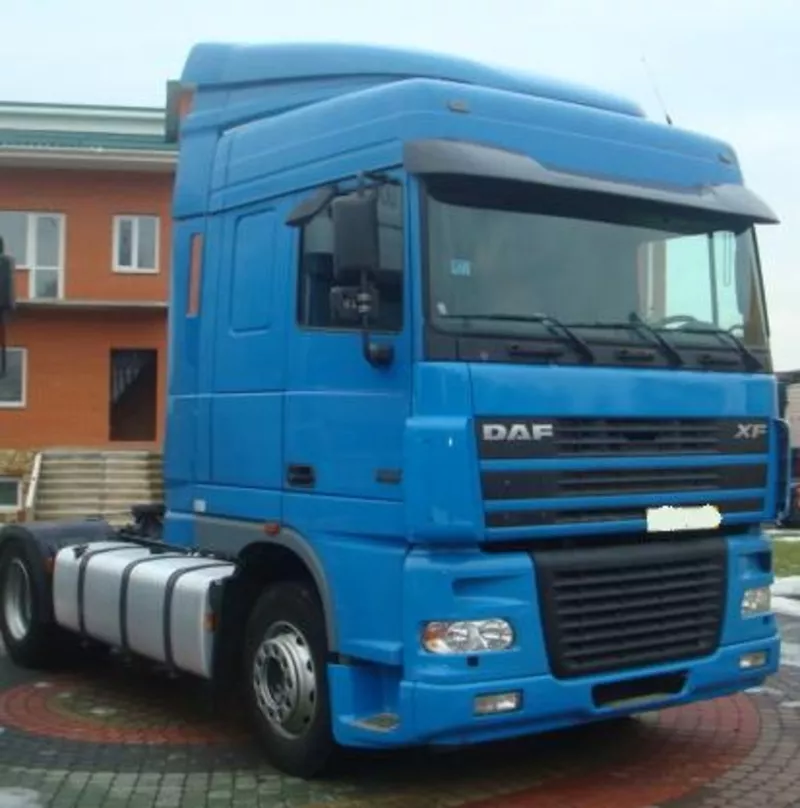 Тягач DAF XF95 2004 год Продаем ! ! !!