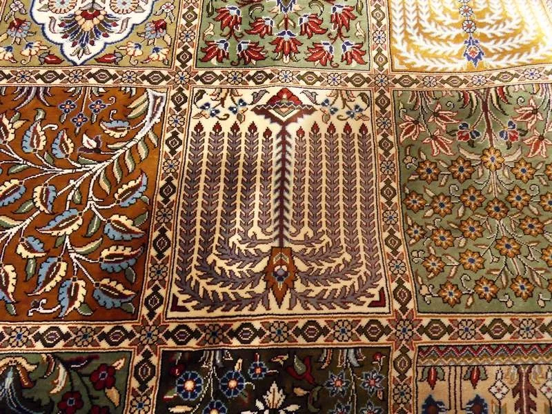 Эксклюзивные   ковры из  100% шелка,  ручной работы  персидские 5