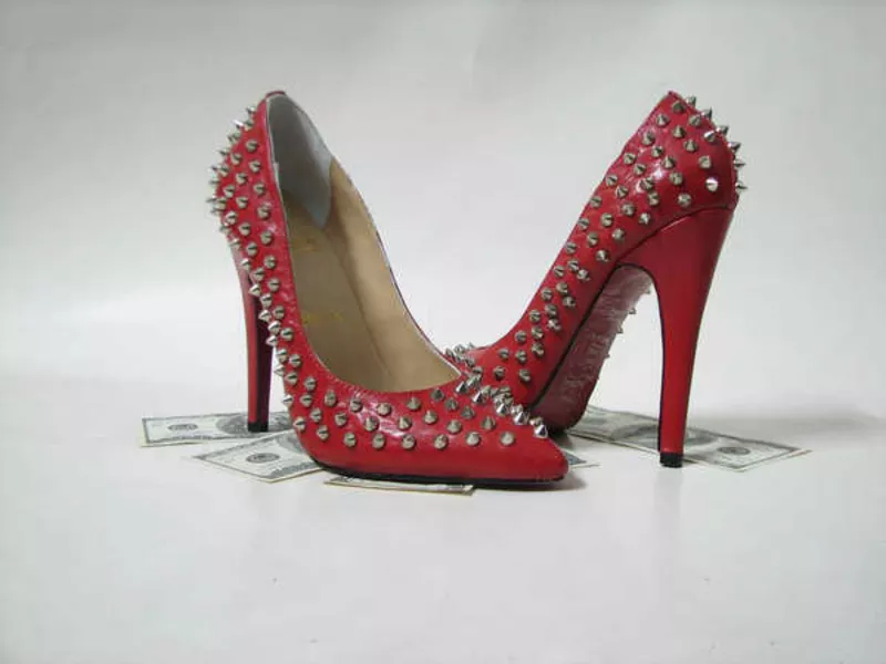 Christian Louboutin обувь 3