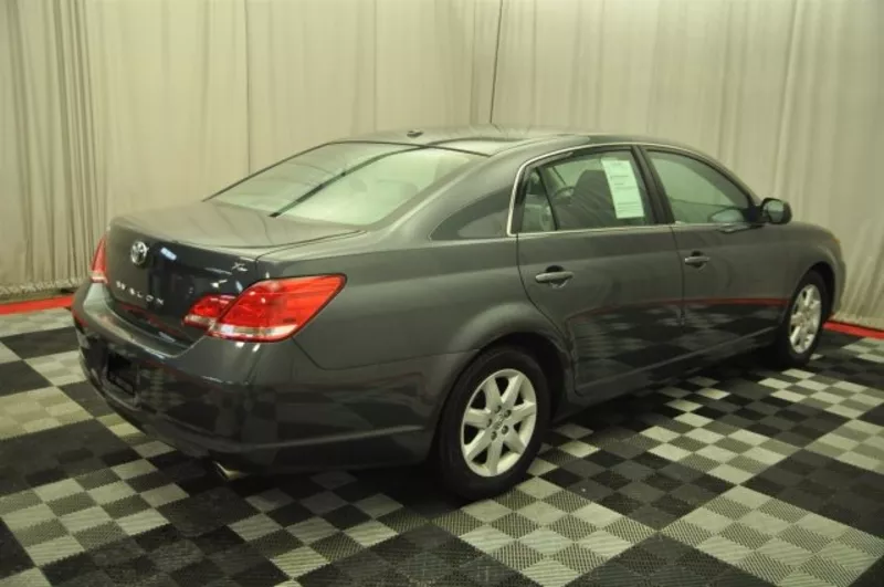 Sedan Avalon 2010 sale 2