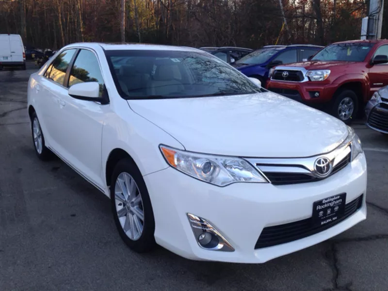 buy my white camry 2012