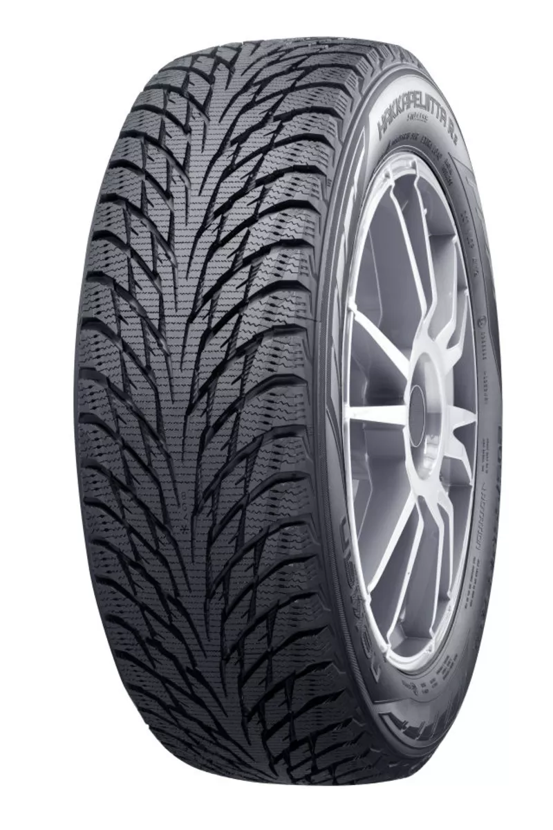 Зимние шини Nokian Hakkapeliitta R2 235*60 R17  Новые. 2