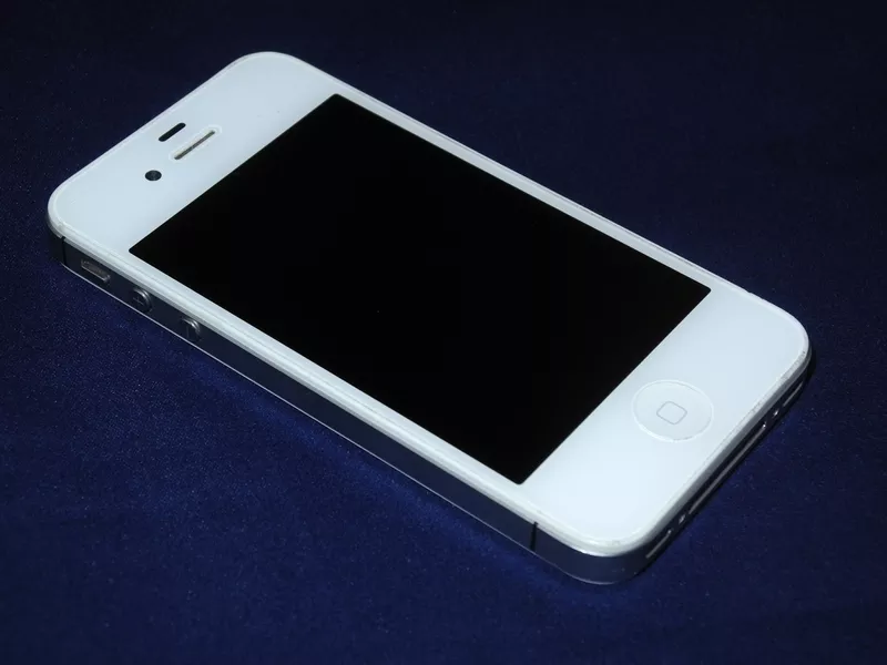 IPhone 4s 16Gb White Neverlock! Отличное состояние!