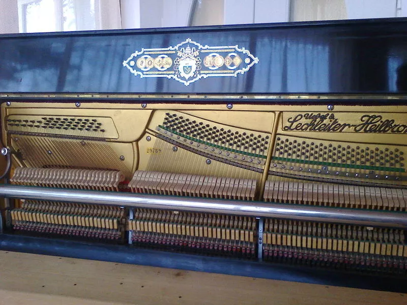 Антикварное пианино uebel-lechleiter 5