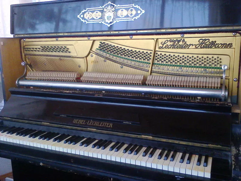 Антикварное пианино uebel-lechleiter 6