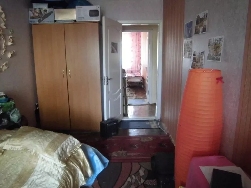 срочно и недорого продается трехкомнатная квартира на Киевской
