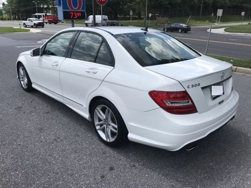 Mercedes Benz,  C300, 2014 model 3