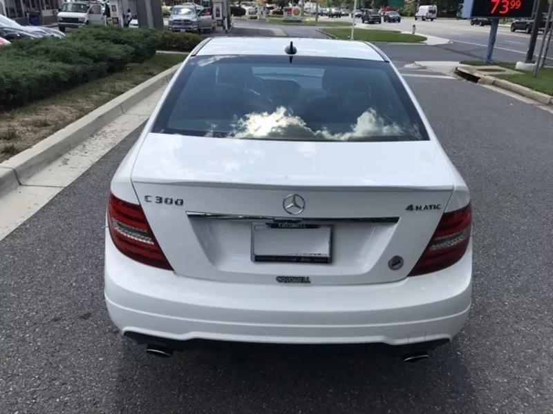 Mercedes Benz,  C300, 2014 model 6