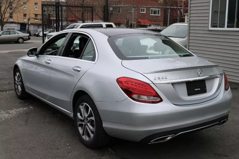 Mercedes-Benz C-Class C 300 4MATIC 2016 4