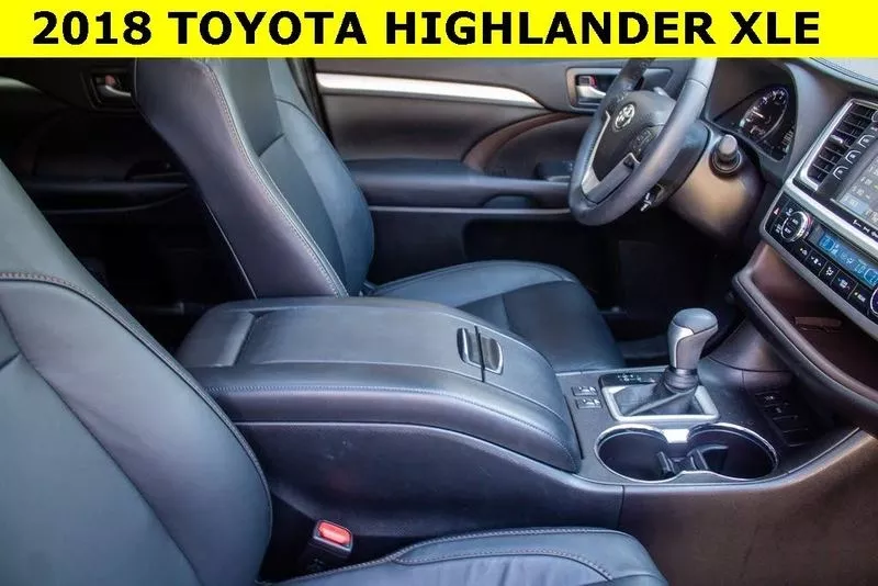 2018 Toyota Highlander XLE  7