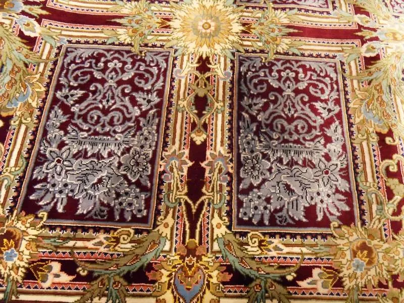 Персидские 100%  шелковые  ковры ручной работы  15