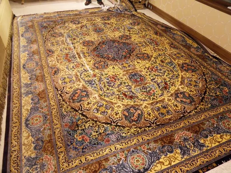 Персидские 100%  шелковые  ковры ручной работы  22
