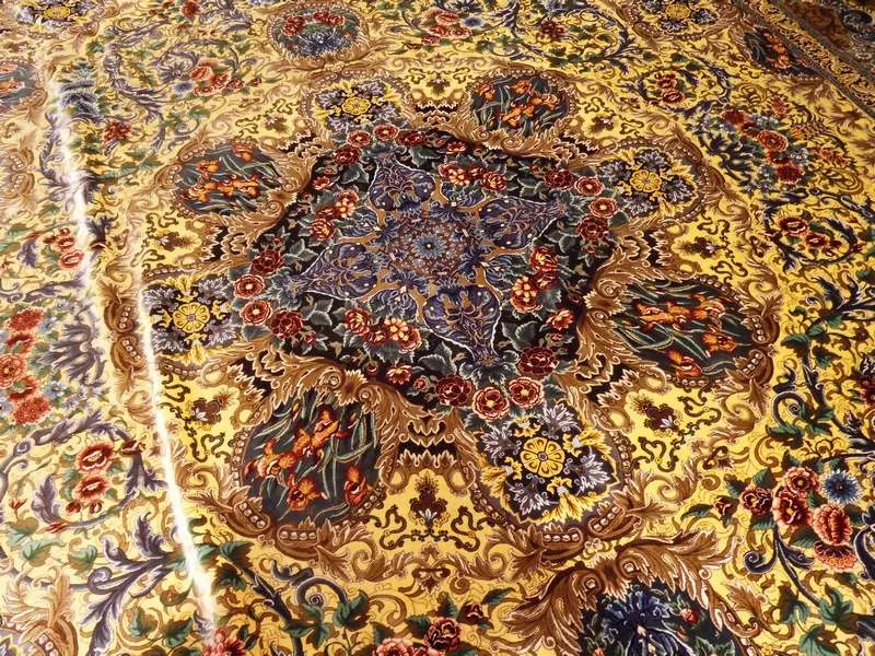 Персидские 100%  шелковые  ковры ручной работы  23