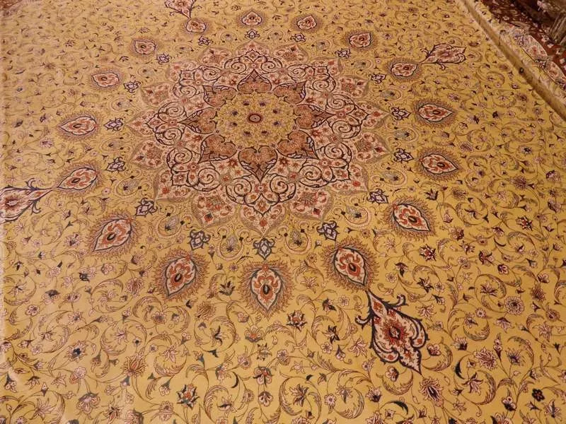 Персидские 100%  шелковые  ковры ручной работы  6